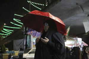 تجمع بارانی مردم قم در خونخواهی امام شهید