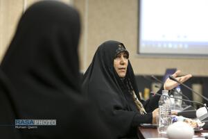 نشست تخصصی بازخوانی سبک زندگی از فردگرایی تا خانواده محوری