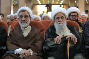 آیین رونمایی از مجموعه «منظومه فکری حضرت آیت الله مکارم شیرازی»