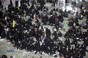 اجتماع هیئات مذهبی قم با شعار «مسلم دیگر تنها نخواهد ماند» در حرم مطهر
