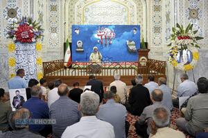 تشرف خانواده شهدای جنگ ۱۲ روزه به حرم امام رضا علیه‌السلام