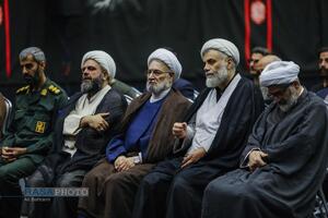 آئین سیاه پوشان عزای حسینی و رونمایی از اثر 