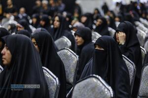 آئین سیاه پوشان عزای حسینی و رونمایی از اثر 