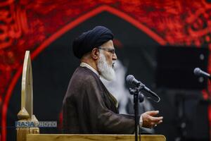 آئین سیاه پوشان عزای حسینی و رونمایی از اثر 