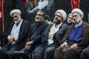 آئین سیاه پوشان عزای حسینی و رونمایی از اثر 