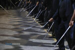 شکوه عزاداری سنتی شاه حسین گویان