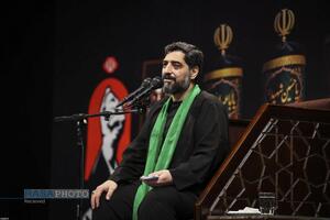 دومین شب مراسم عزاداری حضرت اباعبدالله الحسین (ع) از طرف رهبر انقلاب