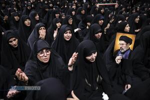 دومین شب مراسم عزاداری حضرت اباعبدالله الحسین (ع) از طرف رهبر انقلاب