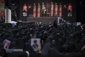 دومین شب مراسم عزاداری حضرت اباعبدالله الحسین (ع) از طرف رهبر انقلاب