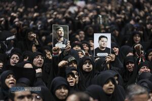 مراسم عزاداری شب تاسوعا در جوار محل شهادت رهبر شهید انقلاب اسلامی