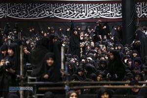 مراسم وداع با پیکر امام شهید انقلاب اسلامی در جوار حسینیه امام خمینی (ره)