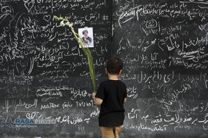 حال‌وهوای دلدادگان رهبر شهید انقلاب در نخستین روز وداع
