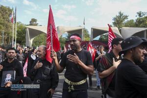 تشییع تاریخی رهبر شهید انقلاب در تهران -۲
