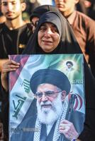 تشییع پیکر مطهر زعیم شیعه، رهبر شهید انقلاب اسلامی، در نجف اشرف