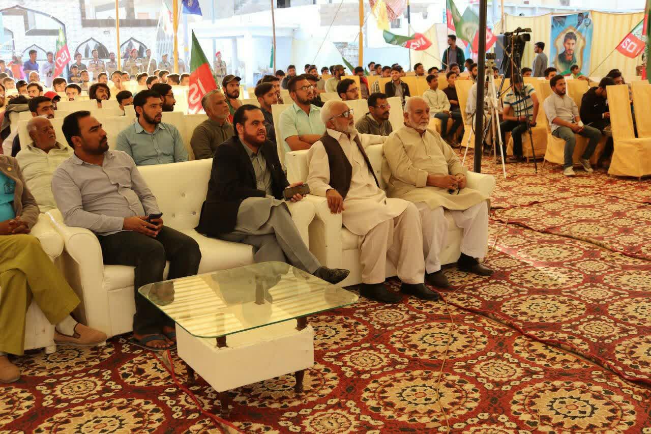نوجوان قوم کا سرمایہ ہیں / جوان اپنے اندر علمی، سماجی اور سیاسی شعور پیدا کریں نوجوان قوم کا سرمایہ ہیں / جوان اپنے اندر علمی، سماجی اور سیاسی شعور پیدا کریں