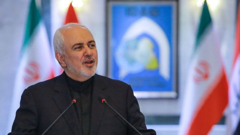 ایران و ہندوستان ایک دوسرے کے یہاں بینک برانچ کھولنے پر متفق ایران و ہندوستان ایک دوسرے کے یہاں بینک برانچ کھولنے پر متفق