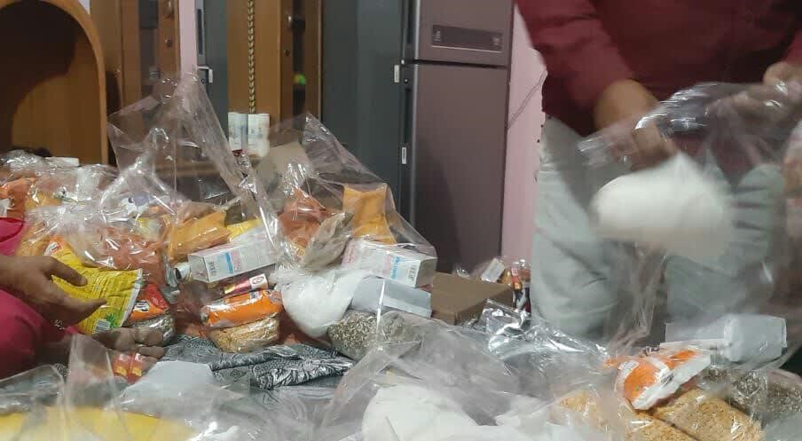 مولانا صفی حیدر زیدی کی آواز پر ھندوستانی خیرین اور کمیٹیوں نے کہا لبیک / مخلتف مذاھب کے غریبوں اور ناداروں میں فوڈ پیکج تقسیم کا سلسلہ جاری