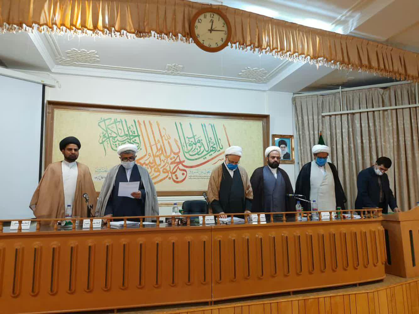 قرآن اور گیتا کی تربیتی تعلیمات پر پی-ایچ- ڈی مکمل قرآن اور گیتا کی تربیتی تعلیمات پر پی-ایچ- ڈی مکمل