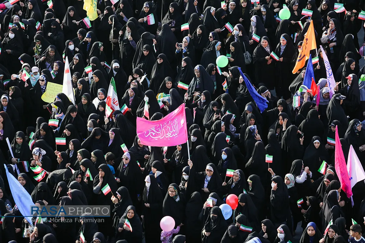 جشن بزرگ پیامبر مهربانی&zwnj;ها با حضور دختران و بانوان مشهد