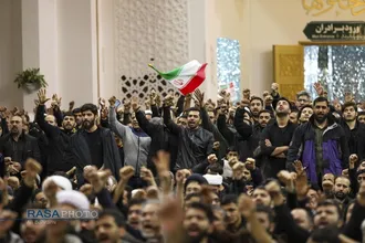 تجمع مردم قم در پی اعلام خبر شهادت رهبر معظم انقلاب