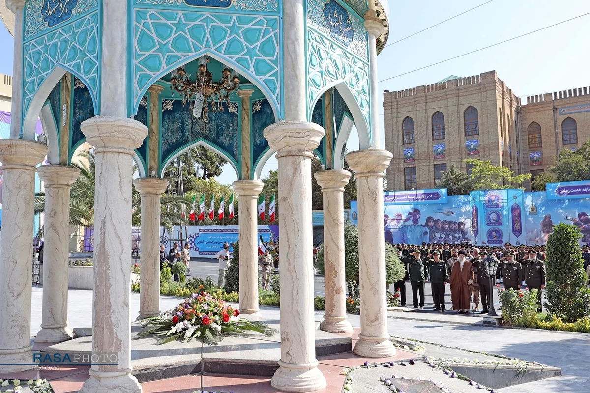 مراسم مشترک دانش&zwnj;آموختگی دانشگاه&zwnj;های افسری با حضور فرمانده کل قوا