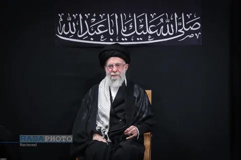مراسم عزاداری شب عاشورای حسینی (علیه‌السلام) با حضور رهبر انقلاب