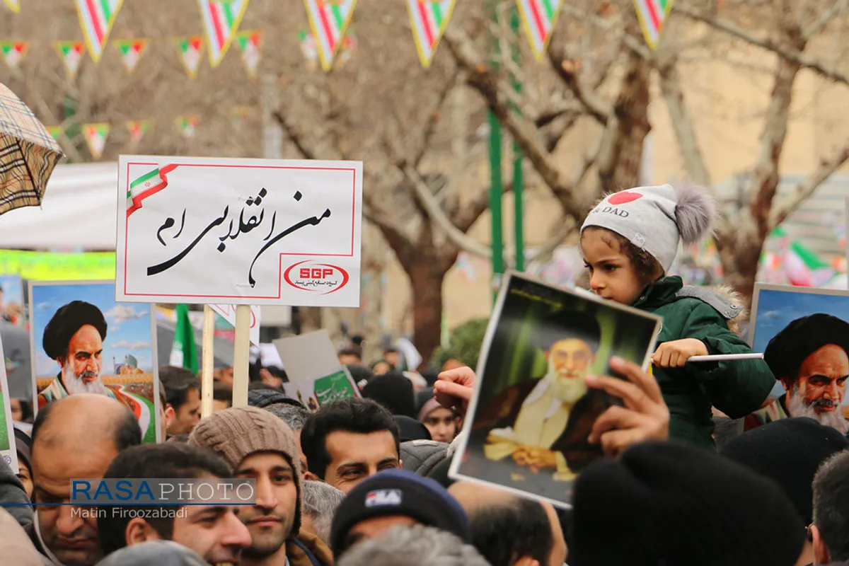 بعثت انقلاب | راهپیمایی پرشکوه مردم اصفهان در یوم الله 22 بهمن