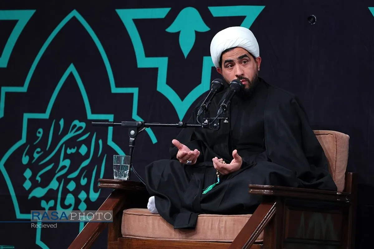 دومین شب مراسم عزاداری شهادت حضرت زهرا (سلام&zwnj;الله&zwnj;علیها) با حضور رهبر انقلاب