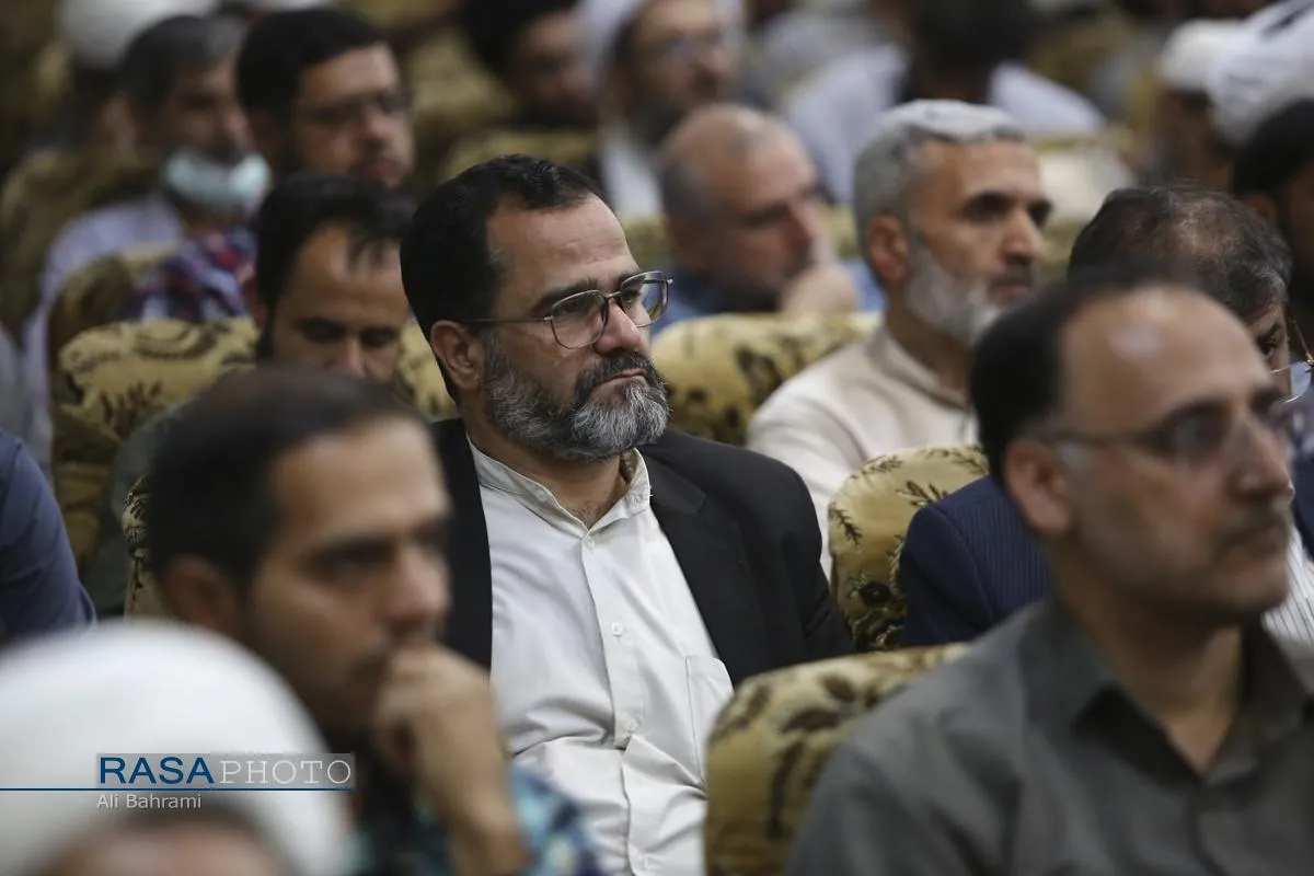 مراسم رونمایی از نرم&zwnj;افزار جامع الاحادیث نسخه ۴