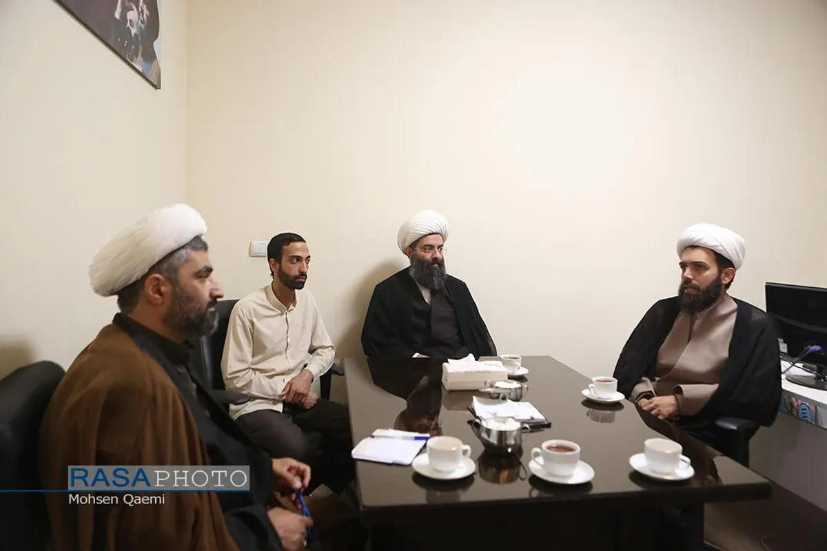حضور مسئول دبیرخانه گروه&zwnj;های جهادی حوزه در خبرگزاری رسا