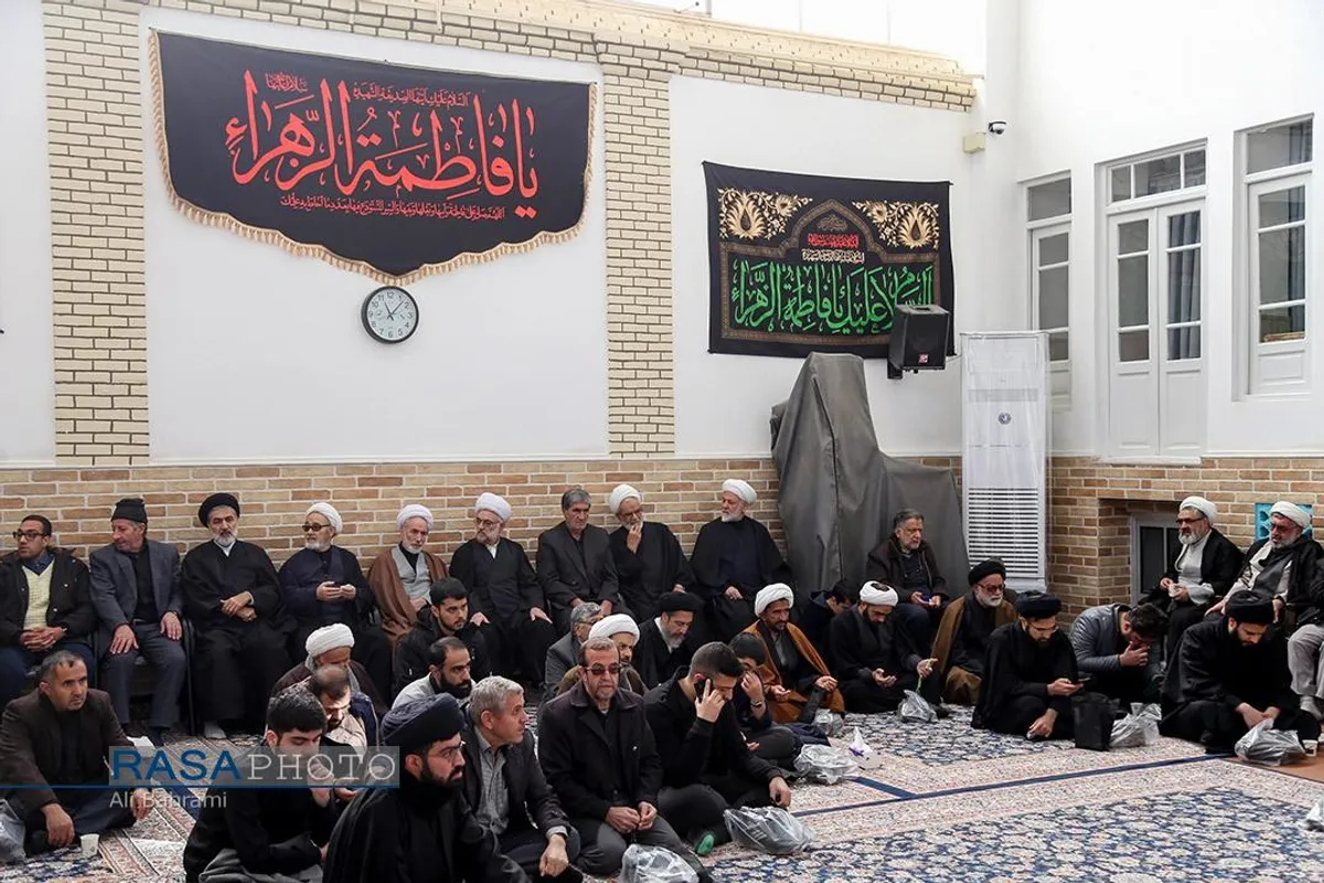 عزاداری روز شهادت حضرت صدیقه کبری (سلام&zwnj;الله&zwnj;علیها) در بیوت مراجع تقلید