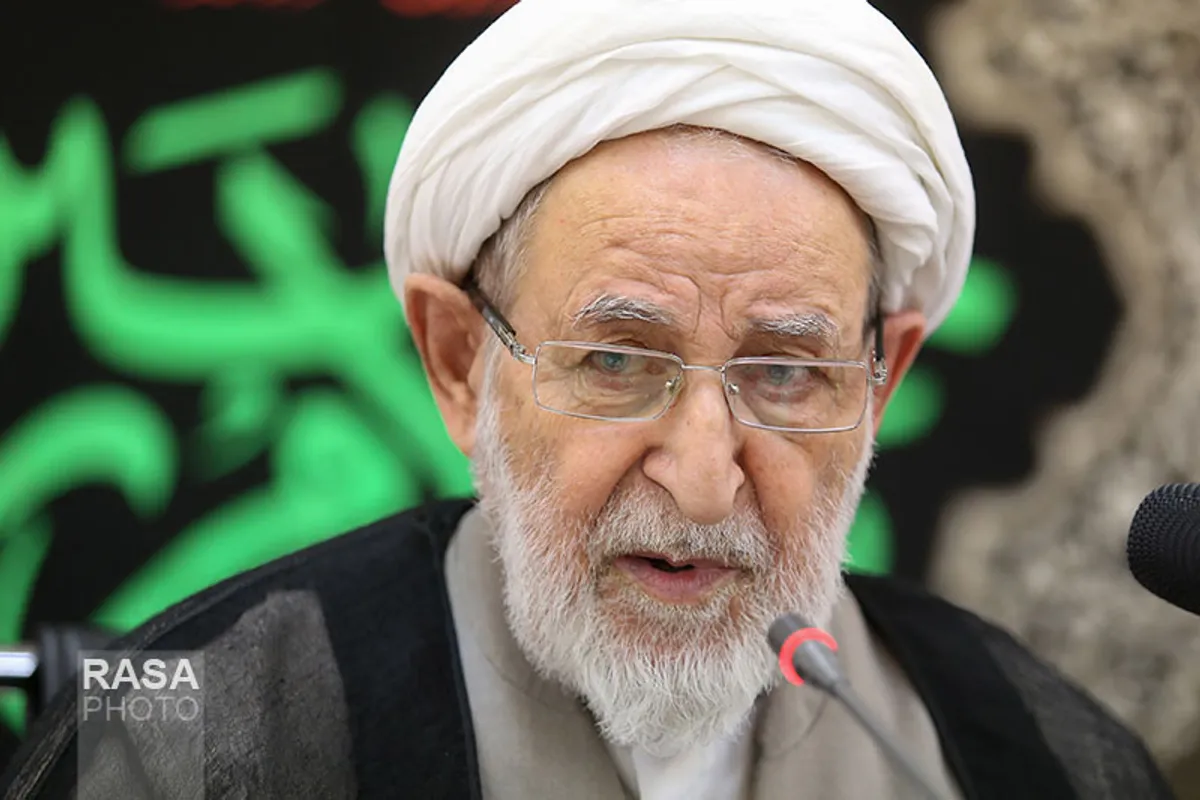 تصاویری از مرحوم آیت الله یزدی