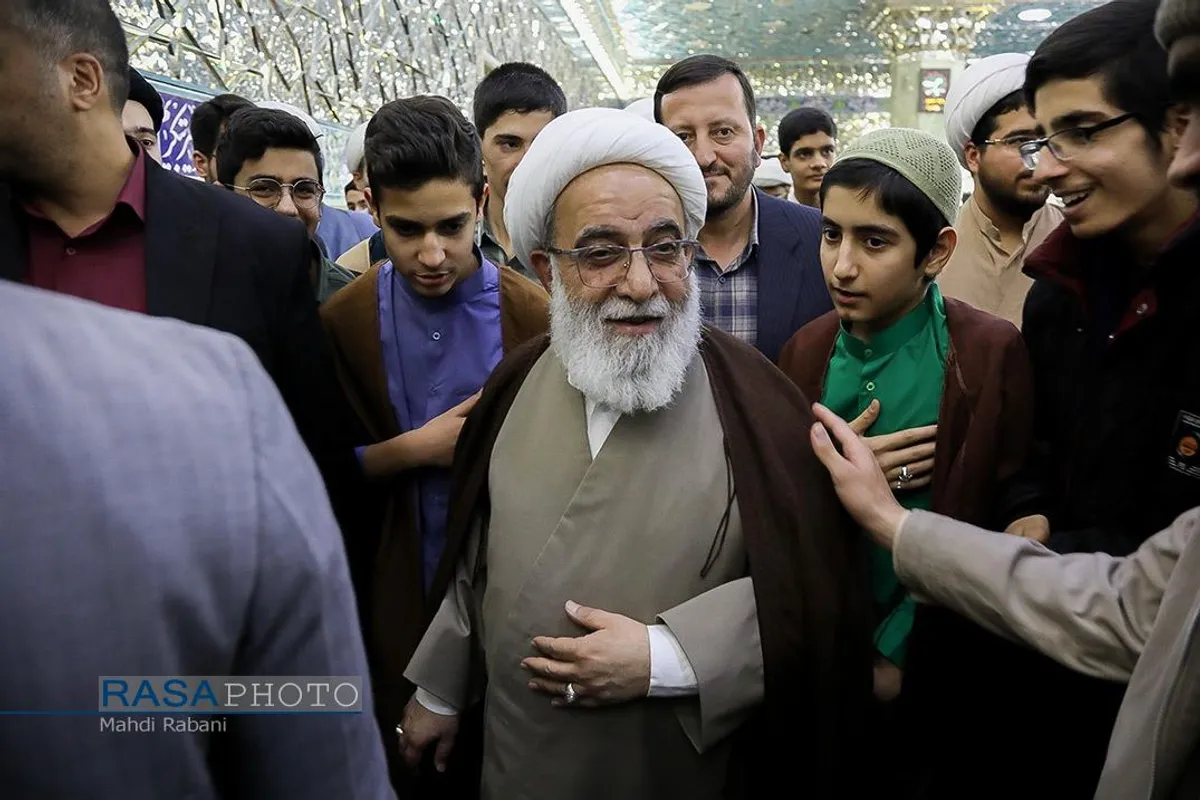گردهمایی اساتید و طلاب مجموعه مدارس علمیه آل یاسین (علیهم&zwnj;السلام) و موسسات پژوهشی تابعه و جشن عمامه گذاری تعدادی از طلاب با حضور و سخنرانی آیت الله شب زنده دار