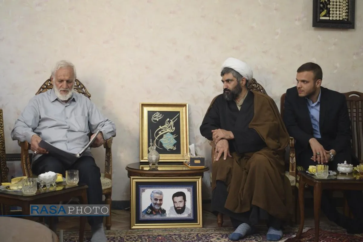 دیدار مدیرعامل رسا با خانواده روحانی شهید حجت&zwnj;الاسلام سید عبدالصمد امام&zwnj;پناه در تبریز