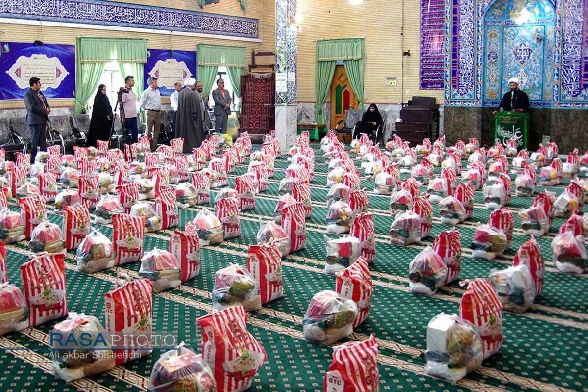 توزیع ۵۰۰ سبد کالا توسط کمیته امداد امام خمینی (ره) مشهد