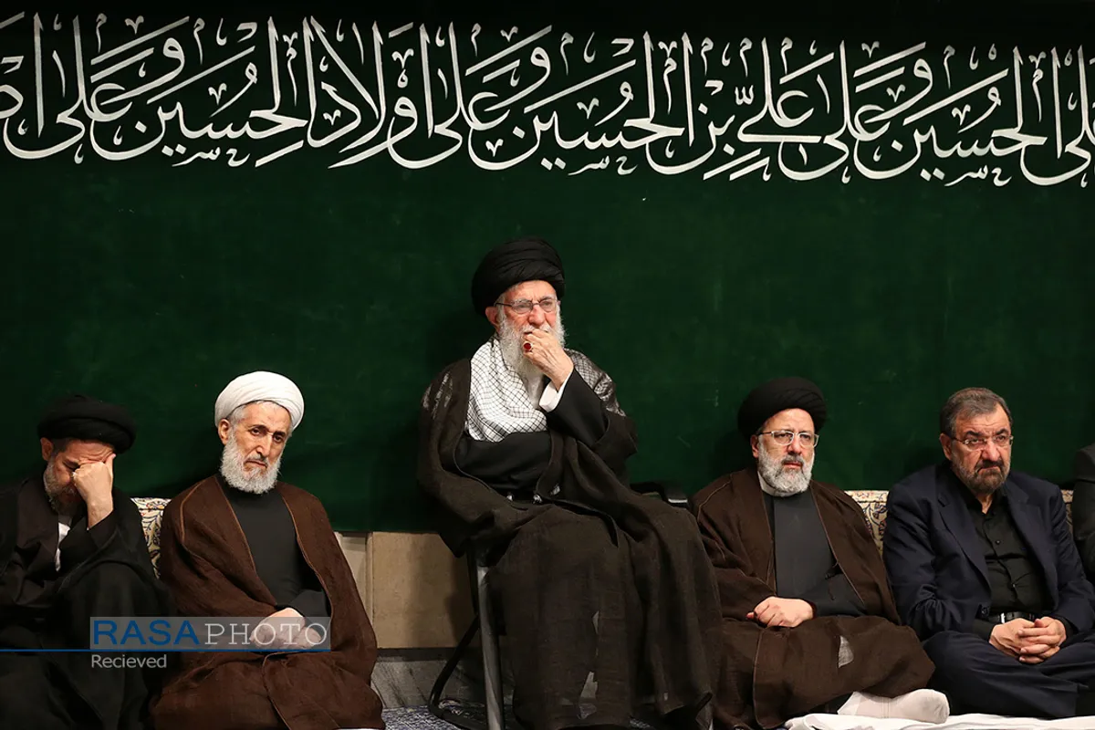 اولین شب مراسم عزاداری حضرت اباعبدالله الحسین (علیه&zwnj;السلام) با حضور رهبر انقلاب امام خامنه ای