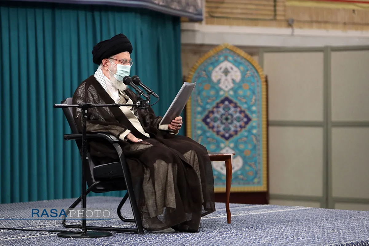 دیدار جمعی از دانش&zwnj;آموزان با مقام معظم رهبری