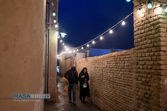 چراغانی کوچه&zwnj;ها و خیابان&zwnj;ها در قم در آستانه میلاد امام زمان (عج)