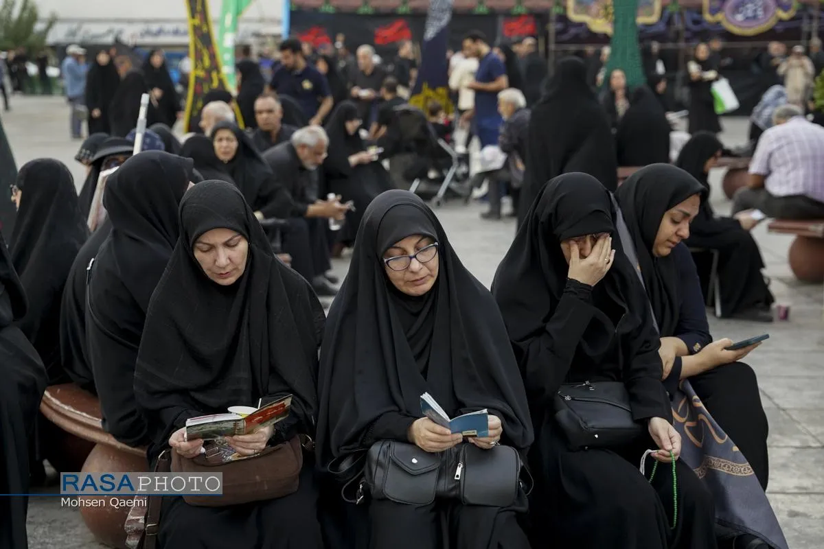پیاده روی جاماندگان اربعین در تهران
