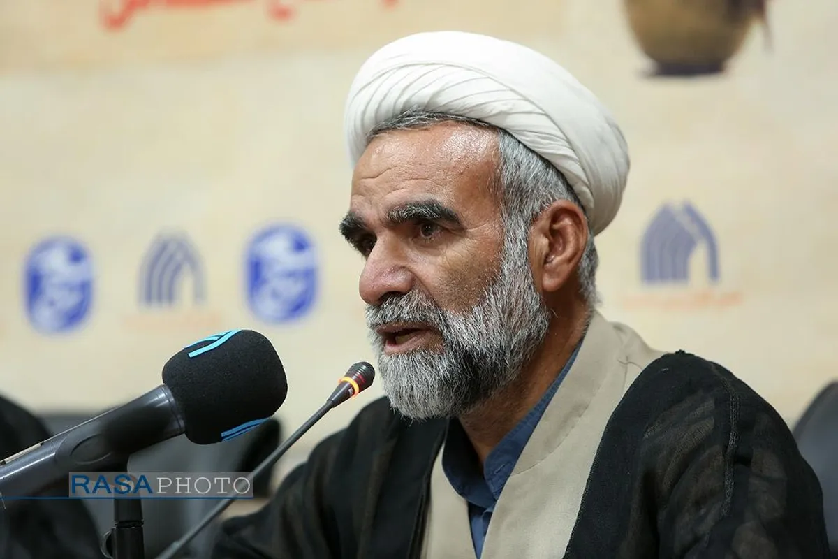 نشست سیره مدیریتی امام خمینی (ره) در دفاع مقدس