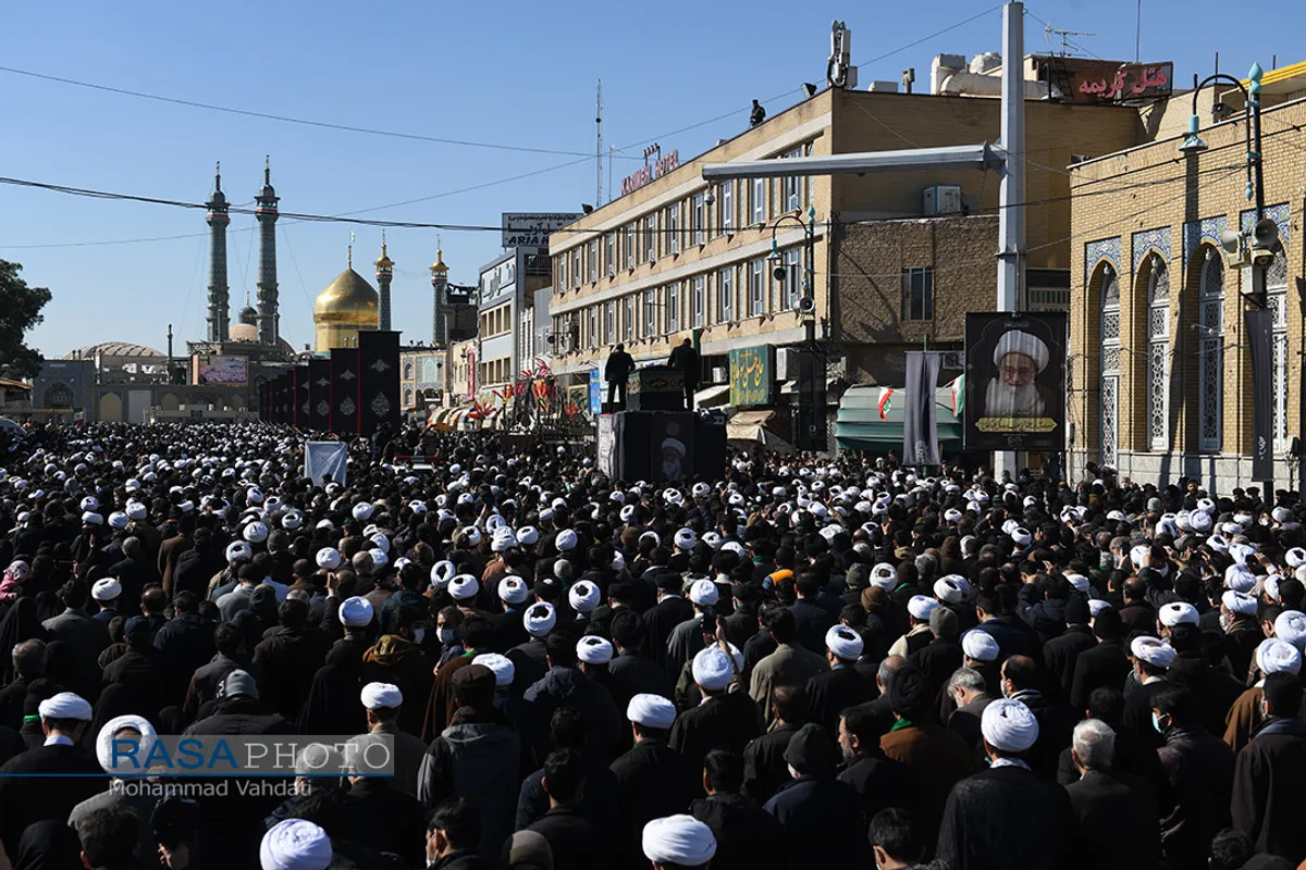 تشییع حضرت آیت الله صافی گلپایگانی در قم