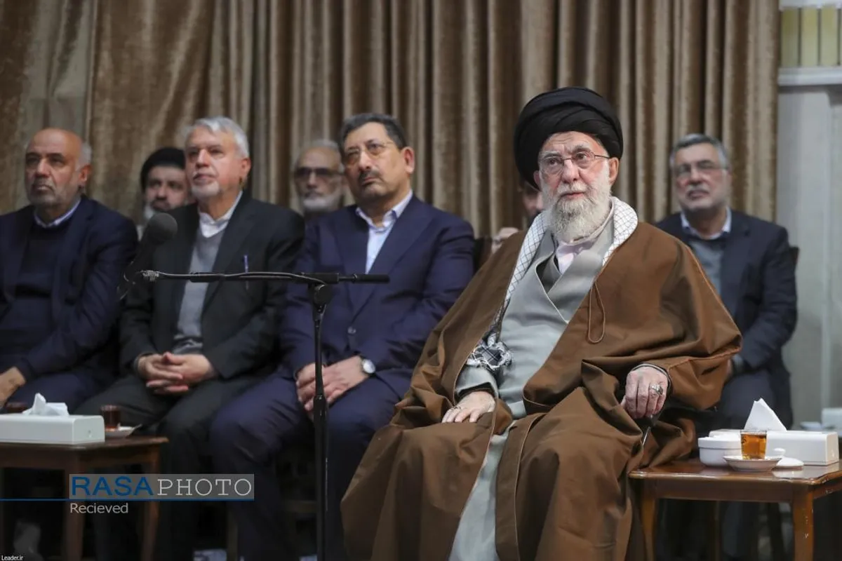 بازدید رهبر انقلاب از نمایشگاه پیشگامان پیشرفت