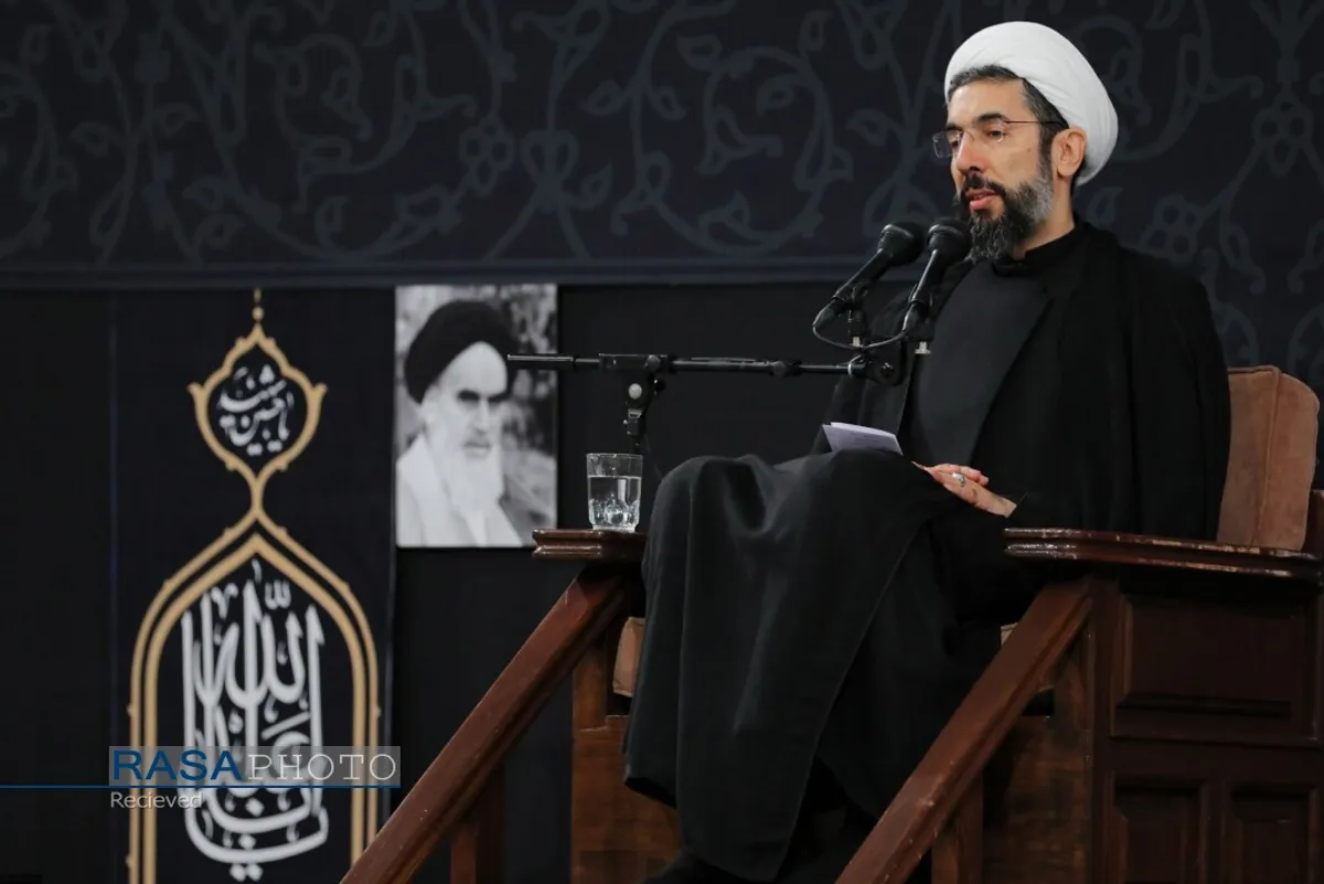 مراسم عزاداری روز اربعین هیئت&zwnj;های دانشجویی در حضور رهبر انقلاب