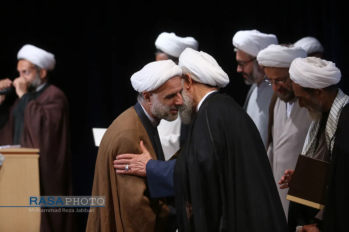 همایش نقش مبلغان در دفاع مقدس&lrm;&lrm;