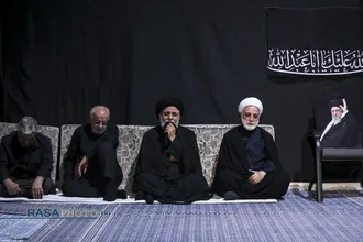 مراسم عزاداری شب عاشورای حسینی در جوار محل شهادت قائد شهید