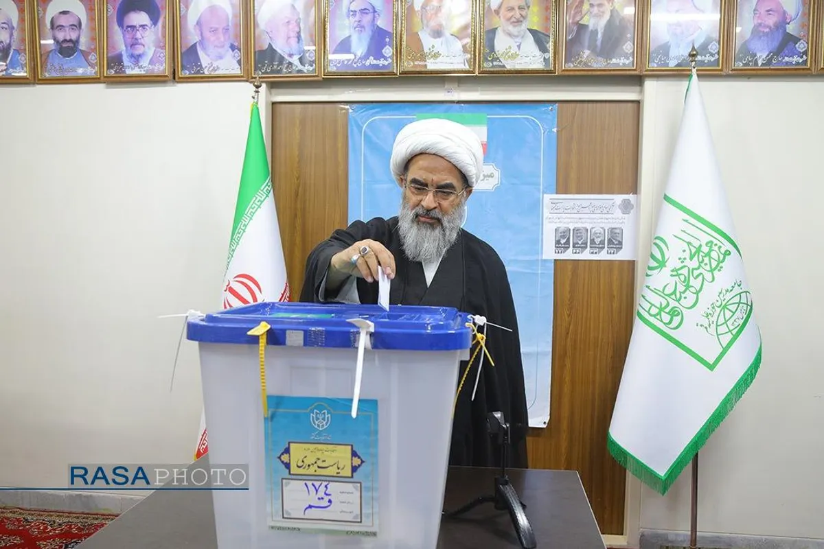 مشارکت آیت الله محمدجواد فاضل از  اعضای جامعه مدرسین در چهاردهمین انتخابات ریاست جمهوری