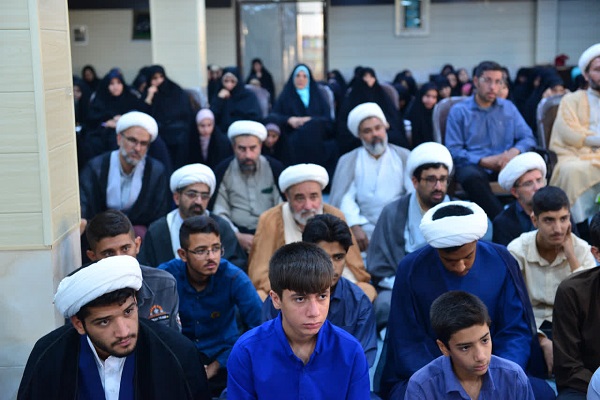 آیین افتتاحیه سال تحصیلی مدارس علمیه فسا؛ تاکید بر گسترش نقش اجتماعی طلاب