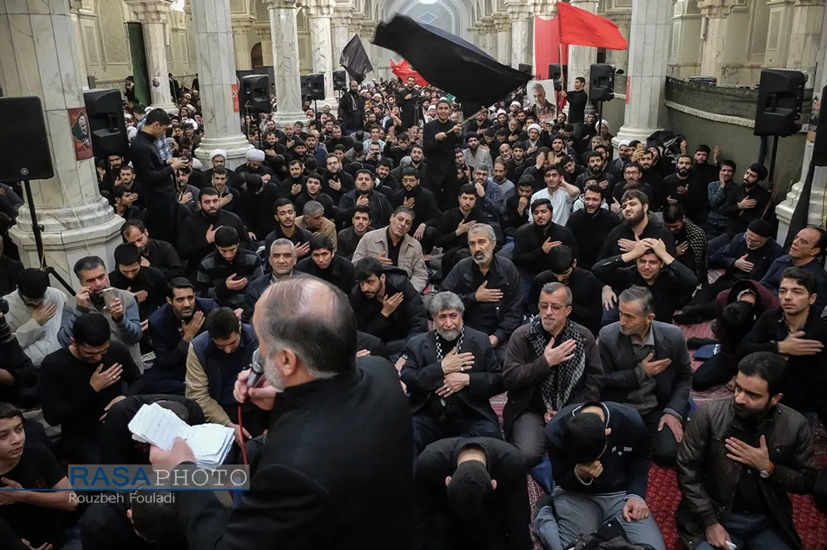 تجمع طلاب حوزه علمیه تهران درپی شهادت سپهبد حاج قاسم سلیمانی