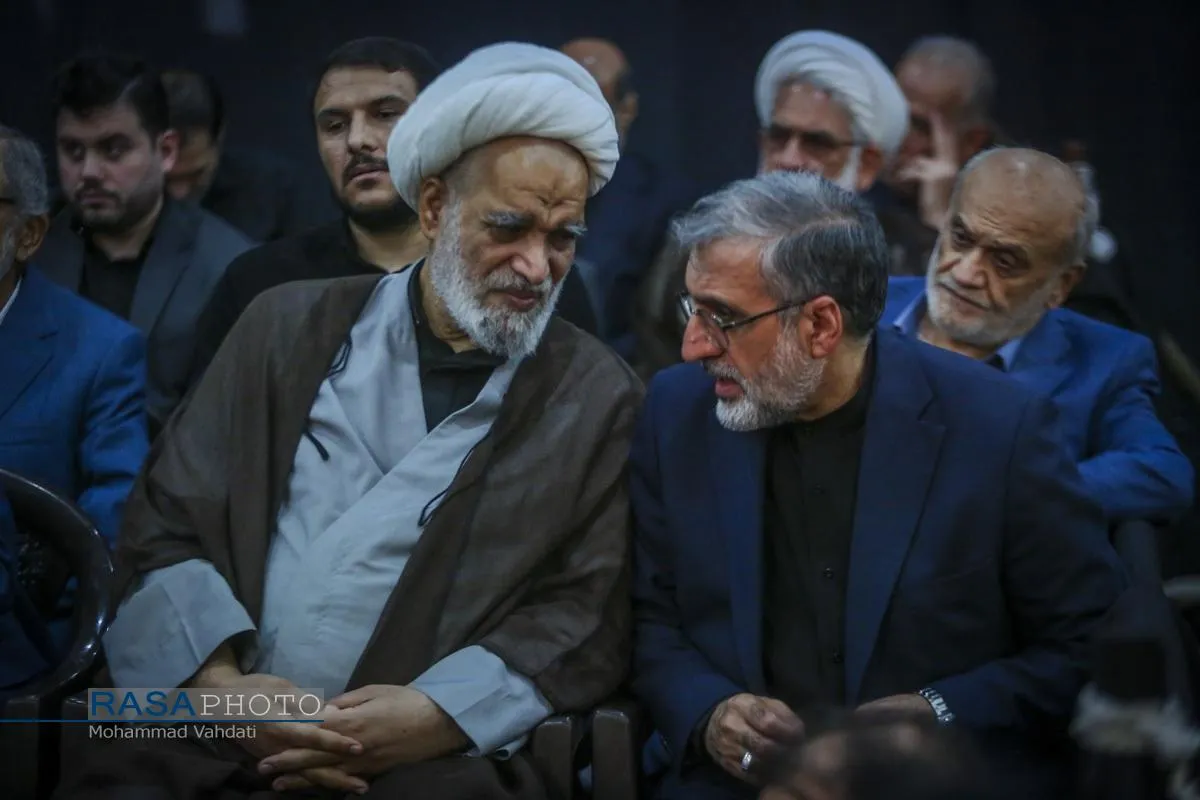 دومین روز مجلس یادبود رهبر شهید انقلاب اسلامی و شهدای خانوادهٔ امام شهید