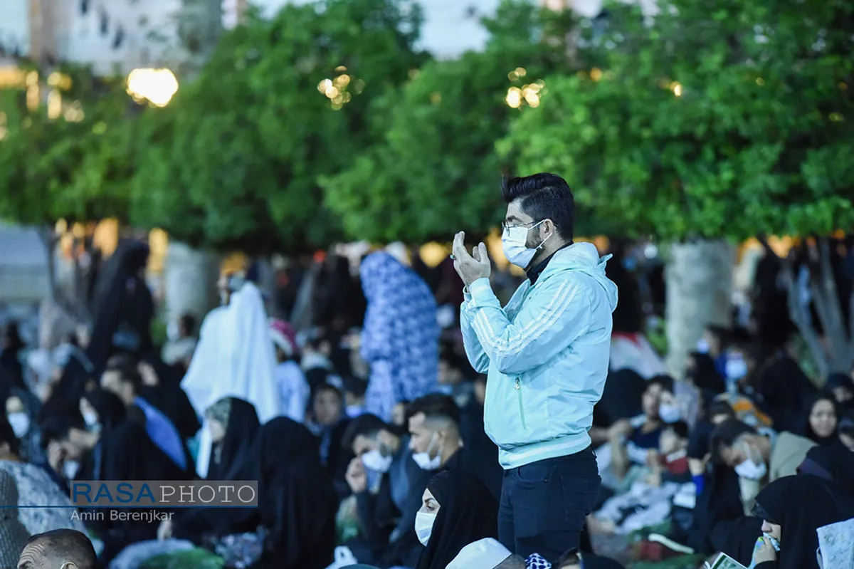 احیای شب نوزدهم ماه مبارک رمضان در حرم مطهر شاهچراغ (ع) شیراز&lrm;&lrm;